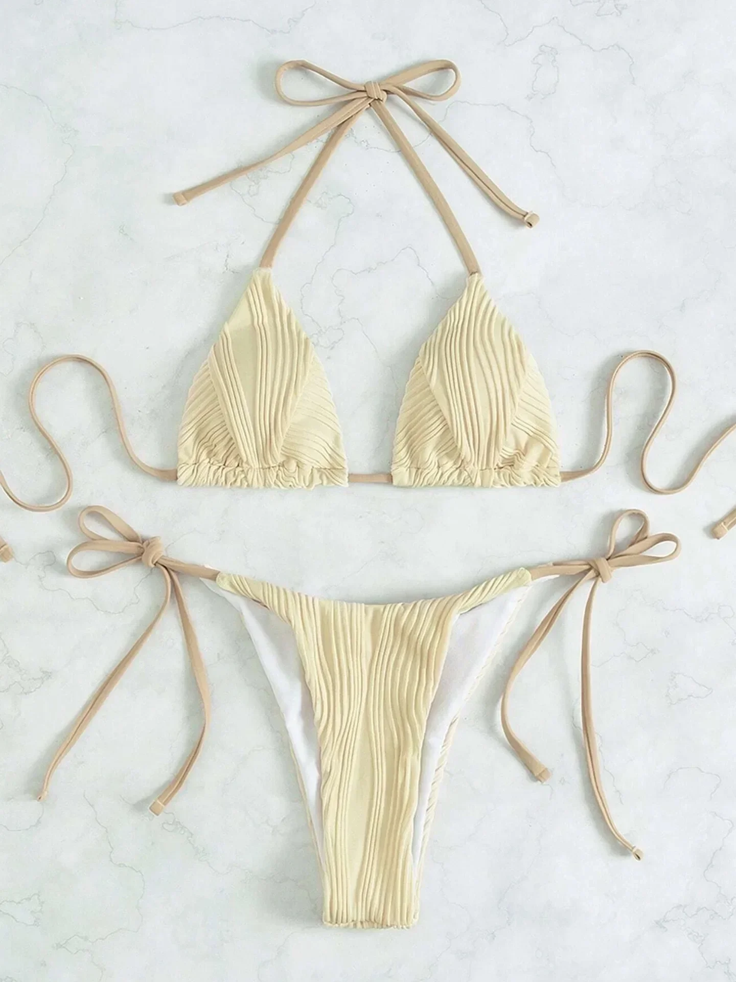 2025 String Bikini Solid Perizoma Costume da bagno brasiliano Costume da bagno donna Costumi da bagno sexy Abbigliamento da spiaggia femminile Nuoto estivo Trikini