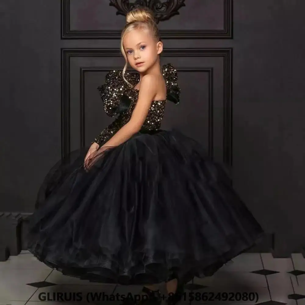 

Black Flower Girl Dress with Gold Sequin Top One Shoulder Puffy Floor Length First Communion Dresses Wedding Party Gown