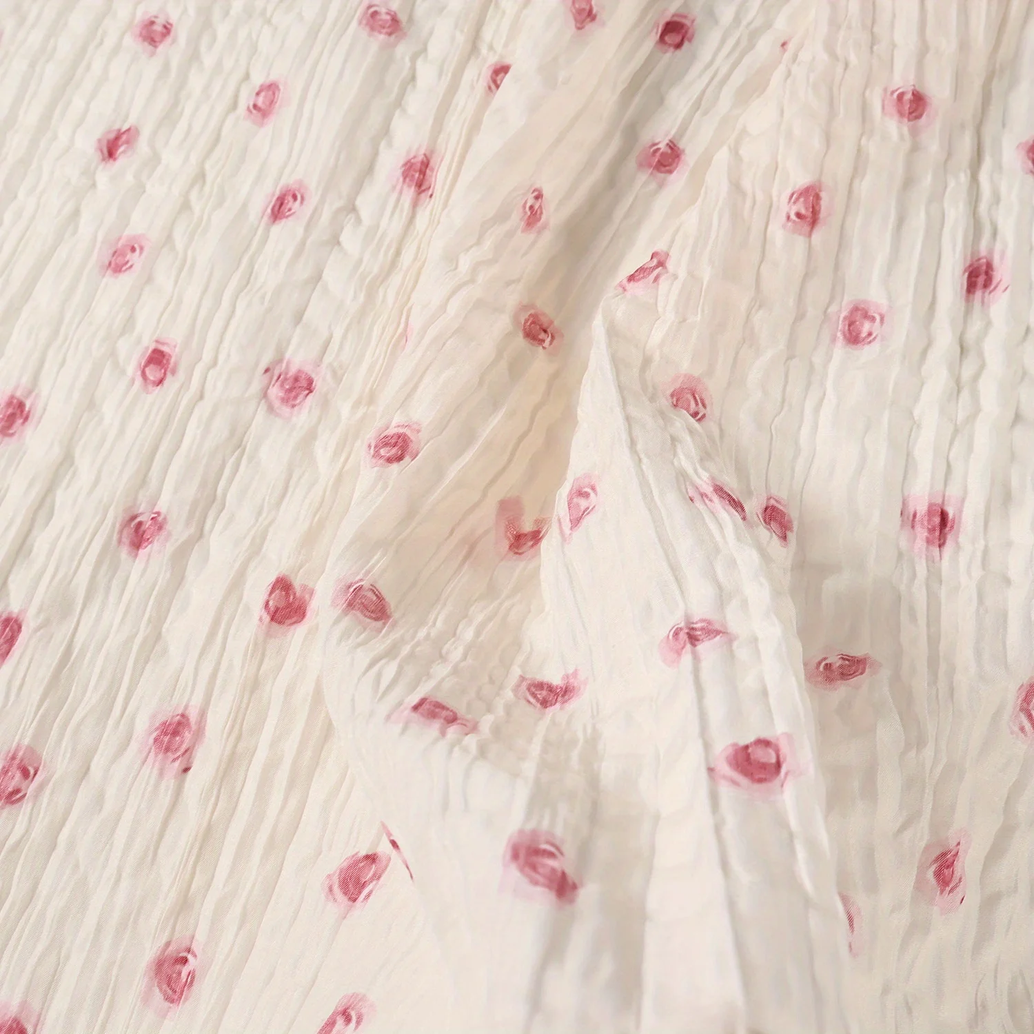 2 Yards French Pastoral High-Bottom Off-White Bottom Pink Small Rose Print Pleated Fabric Dress Cheongsam Fabric