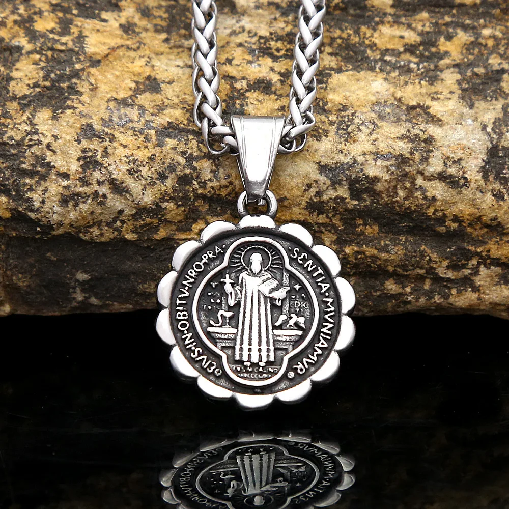 retro exorcism priest Saint Ben round double-sided pattern titanium steel pendant stainless steel personalized tide necklace