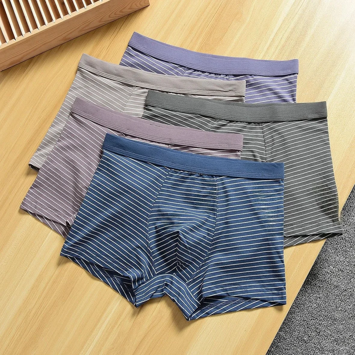 

Men's Thin Breathable Pure Cotton Boxer Shorts Elastic Skin-friendly Comfortable Briefs Mid-waist Design Youth Suitable