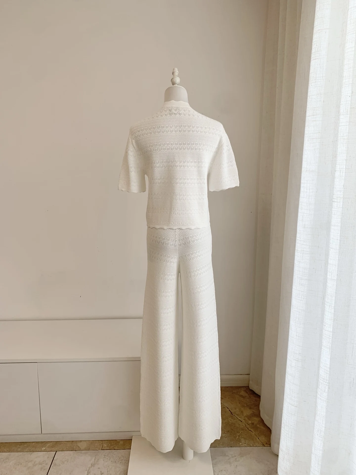 Women Knit Set Hook Flower Round Neck Pockets Short Sleeve Top + High Waist Hollow Out Long Pants
