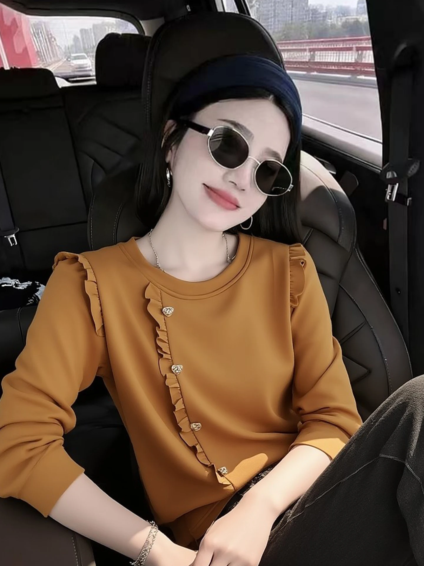 

Sweet Stylish Color Long Sleeve Base Shirt Wooden Shoulder Casual Style Spring Early 2026 Commute Korean Version
