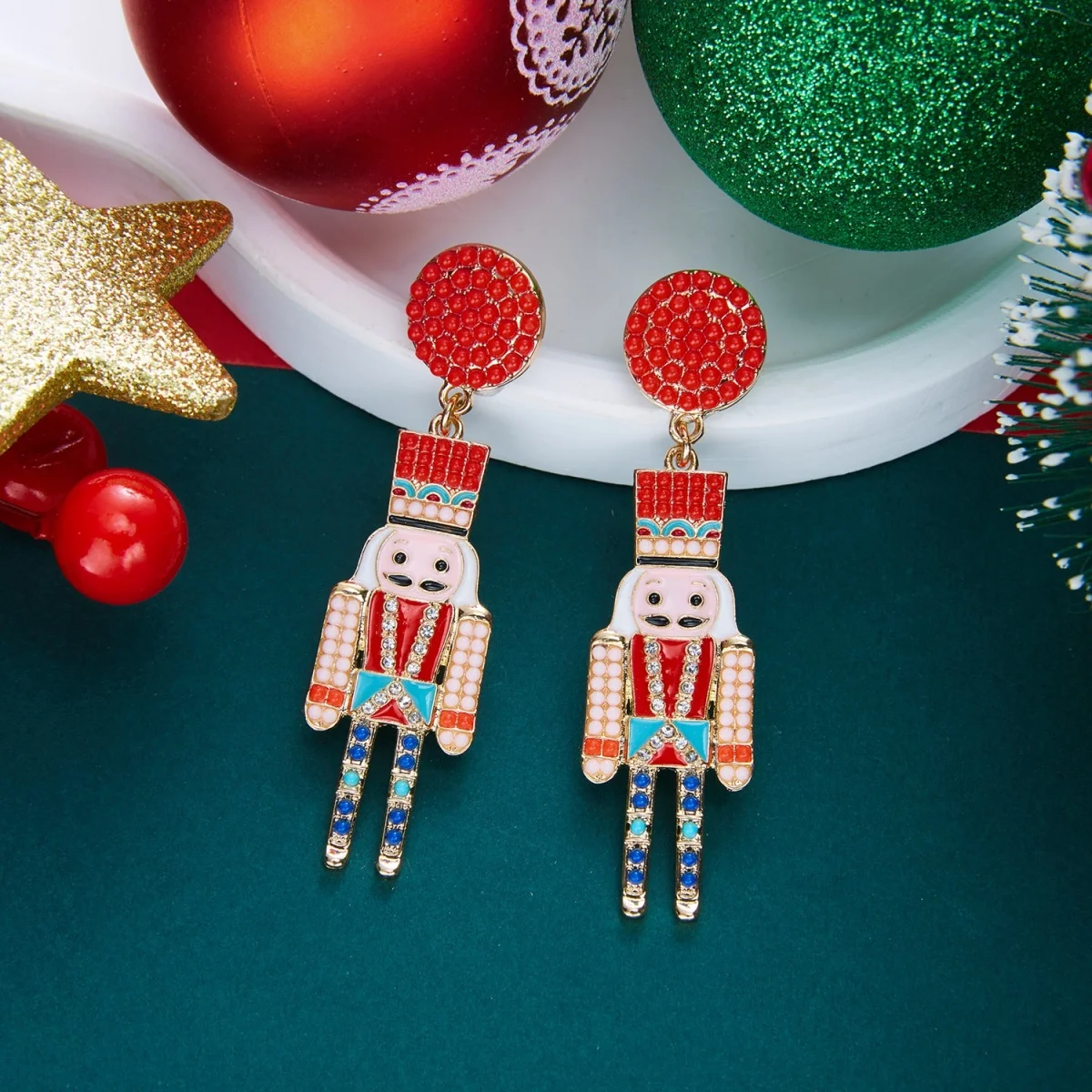 Weihnachtliche Strass-Ohrringe mit rotem und blauem Emaille-Nussknacker für Damen, niedliche, bunte, gestreifte, soldatenförmige Ohrringe, Schmuck. – Detail 26