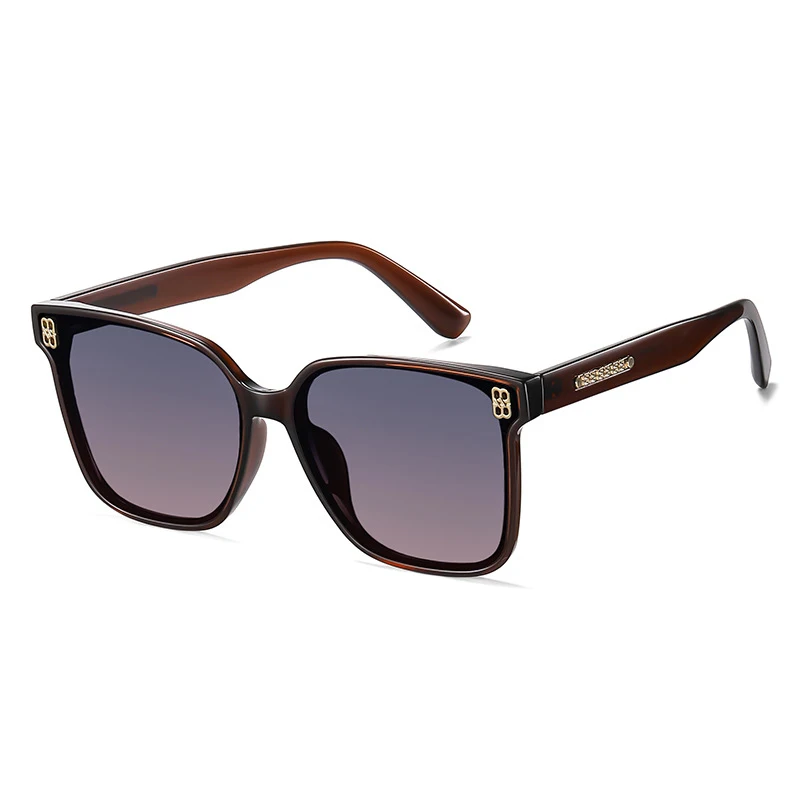 

2024 New Square Sunglasses Women Men Fashion Outdoor Shades Unisex Eyewear Trendy Brand Designer UV400 Party Sun Glasses Gafas