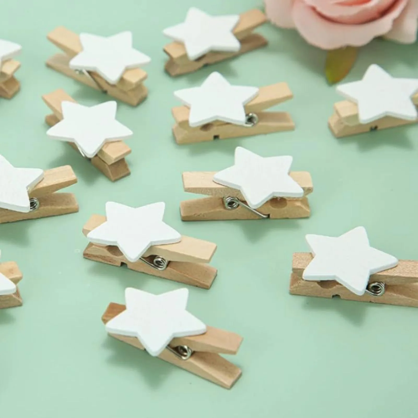 

100pcs Clothes Pegs Creative Star Shaped Wooden Clothes Hangers Laundry Room Wardrobe Storage Clips Multi-functional Clips
