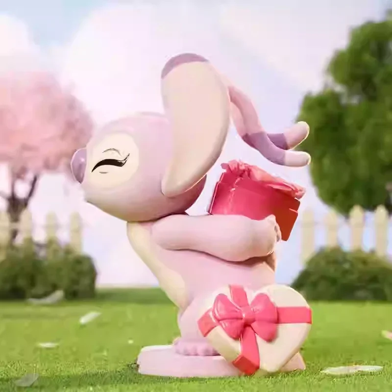 Disney Stitch Sweet Cool Adventure Series Tide Play เครื่องประดับของขวัญมูลค่าสูงอุปกรณ์ต่อพ่วงกล่องตาบอดดอกไม้นิรันดร์