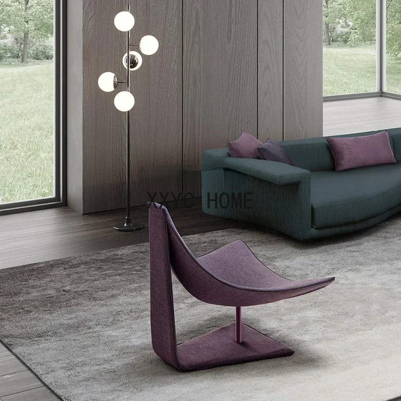 Mobili di design Poltrona per villa dell'hotel con poltrona a forma strana creativa di lusso nordica leggera
