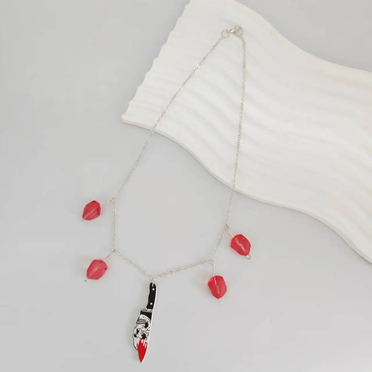 

Children Red Drop Of The Blood Long Chain Necklace 2025 Halloween Gift Party Jewelry Woman Hademade Necklace