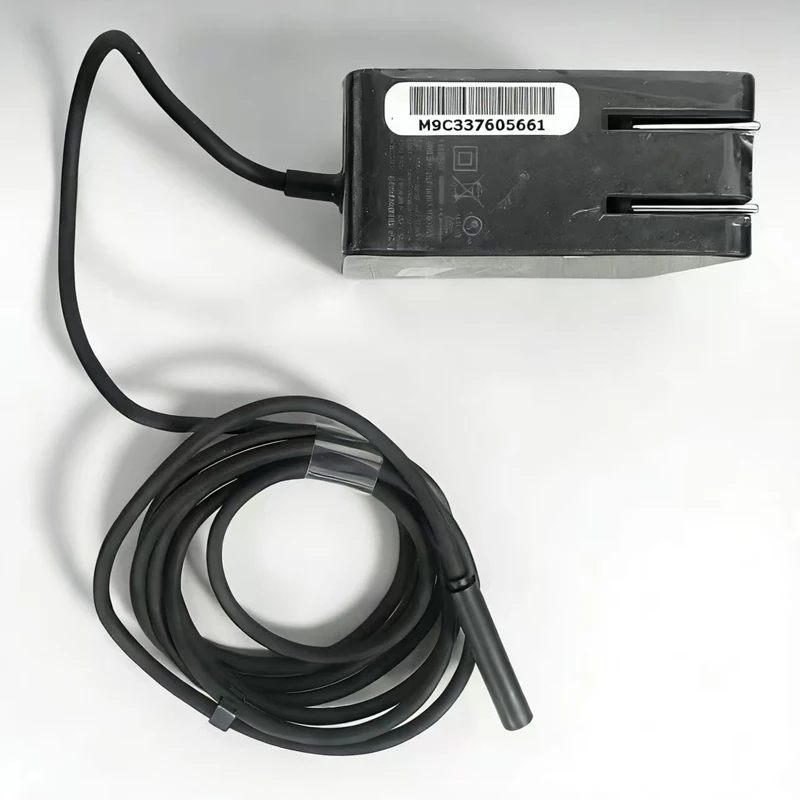 

Зарядное устройство для планшетов Microsoft Surface Go/Pro 4/Pro 2017 Intel Core M3 1735, 15В 1.6А 24Вт, адаптер переменного тока