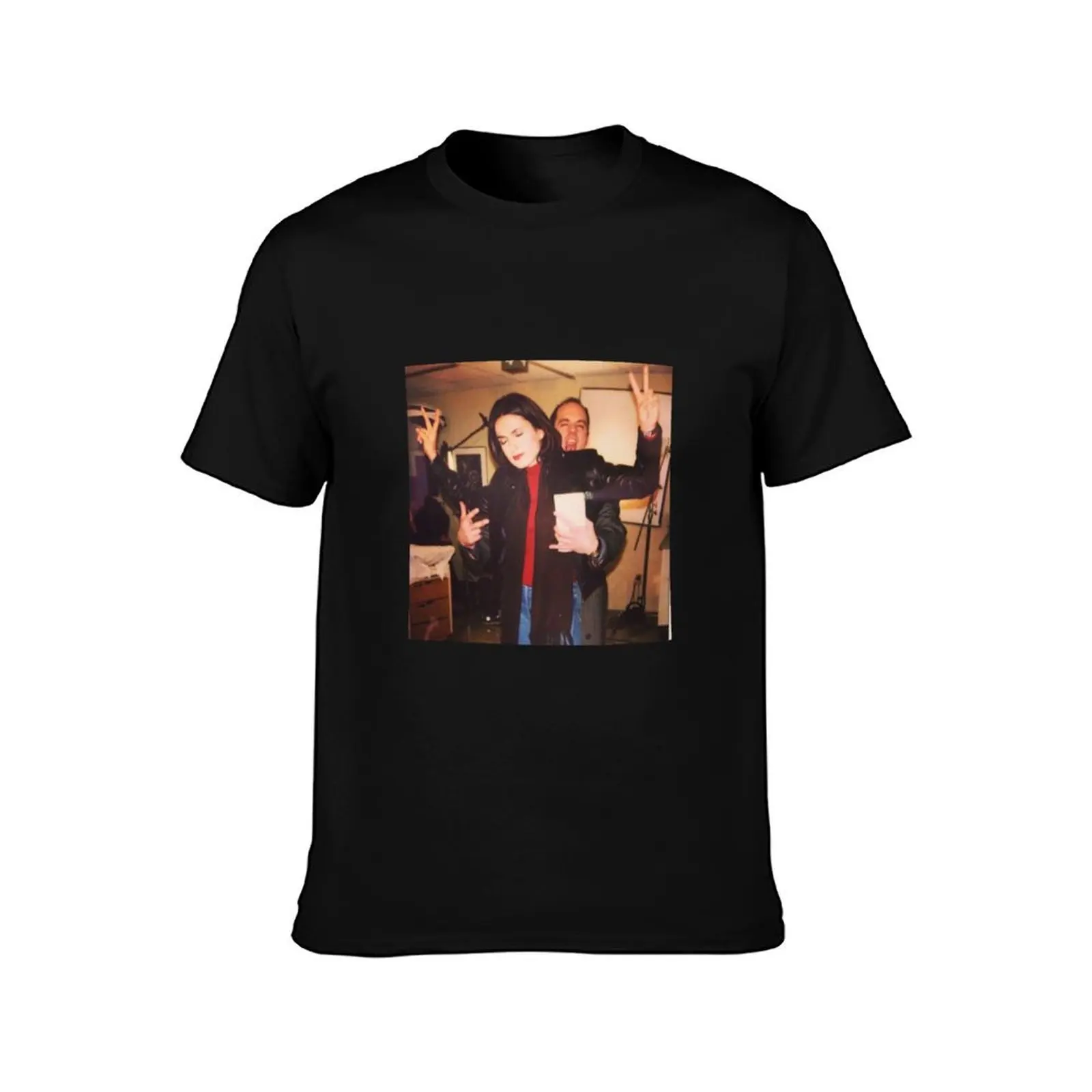 Mariska Hargitay & Chris Meloni SVU T-Shirt Classic Crew Neck Cotton T-Shirt