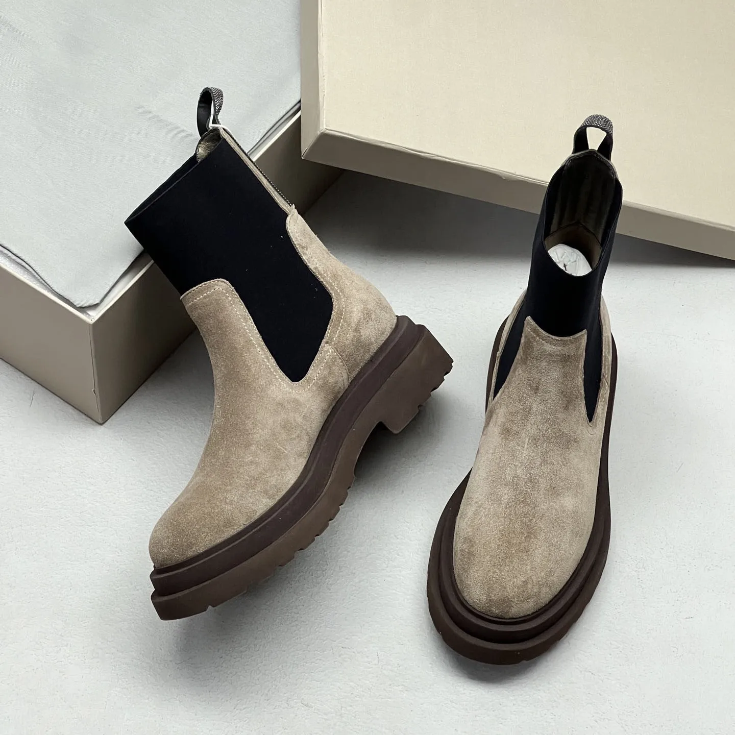 

Women's short boots Suede Upper, Sheepskin Lining Handmade Chain Decor High-Elastic EVA Outsole Daily Wear/Commute