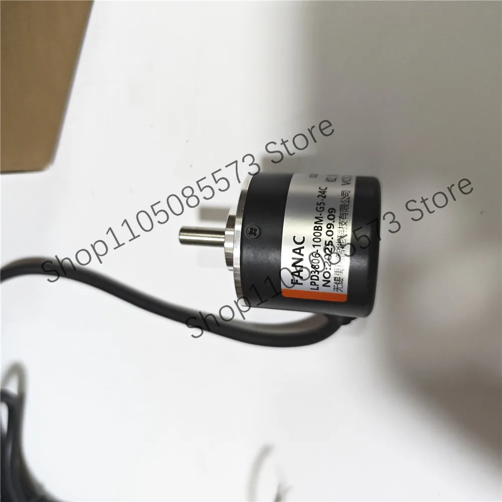 LPD3806-600BM-G5-24C 600 Pulse Solid Shaft AB Phase Incremental Photoelectric Rotary Encoder Line LPD3806-100BM-G5-24C