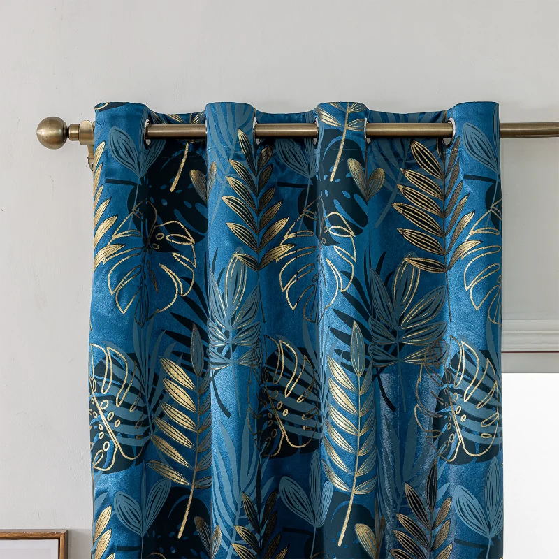 Curtain with Jacquard and Gold Leafed Leaves for Light-blocking Purpose. Suitable for Both Living Room and Bedroom.