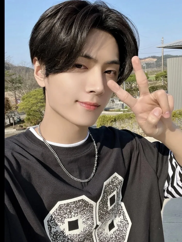 長袖ストライプ Tシャツ女性のパッチワークフェイクツーピースラウンドネックコットン夏薄手半袖カジュアルファッション