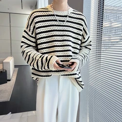 Fall Hollow Out Striped Print Long Sleeve Men O Neck Sweaters Vintage Street Fashion Casual Oversized Knitted Pullover Top Daily