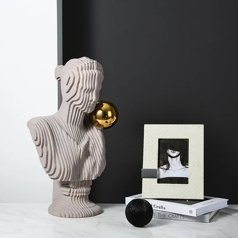 Hot Sale   light luxury cut female figure art sculpture model house office bookcase creative home craft ornaments
