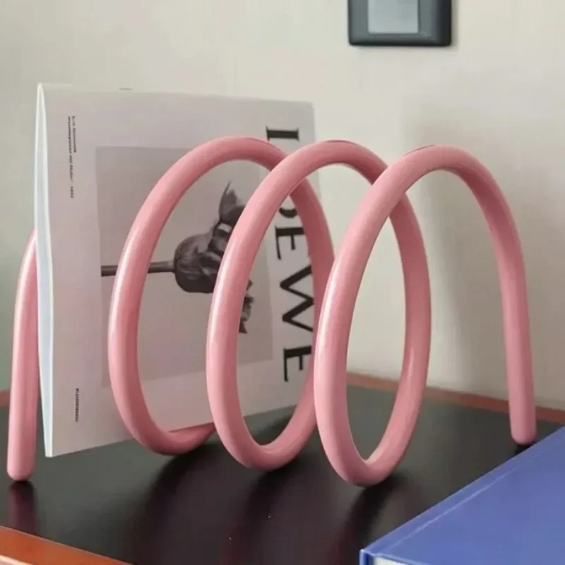 Creative Minimalist Storage Holders Spring Shape Iron Rack Wave Bookend Flower Stand Creative Desktop Magazine File Sorting Disp