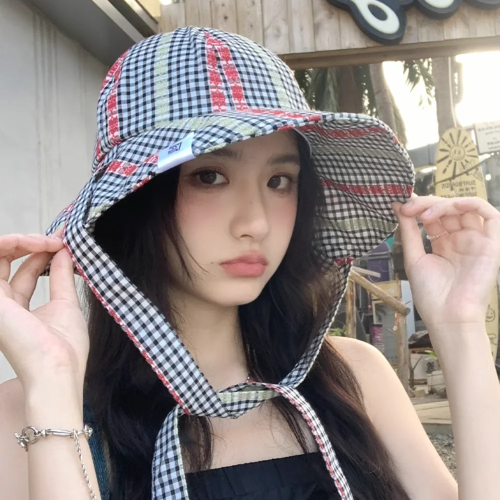 

Breathable Quick-dry Seaside Fisherman Hat Big Brim UV Protection Strappy Sun Hat Sunscreen Sweet Plaid Bucket Cap Travel