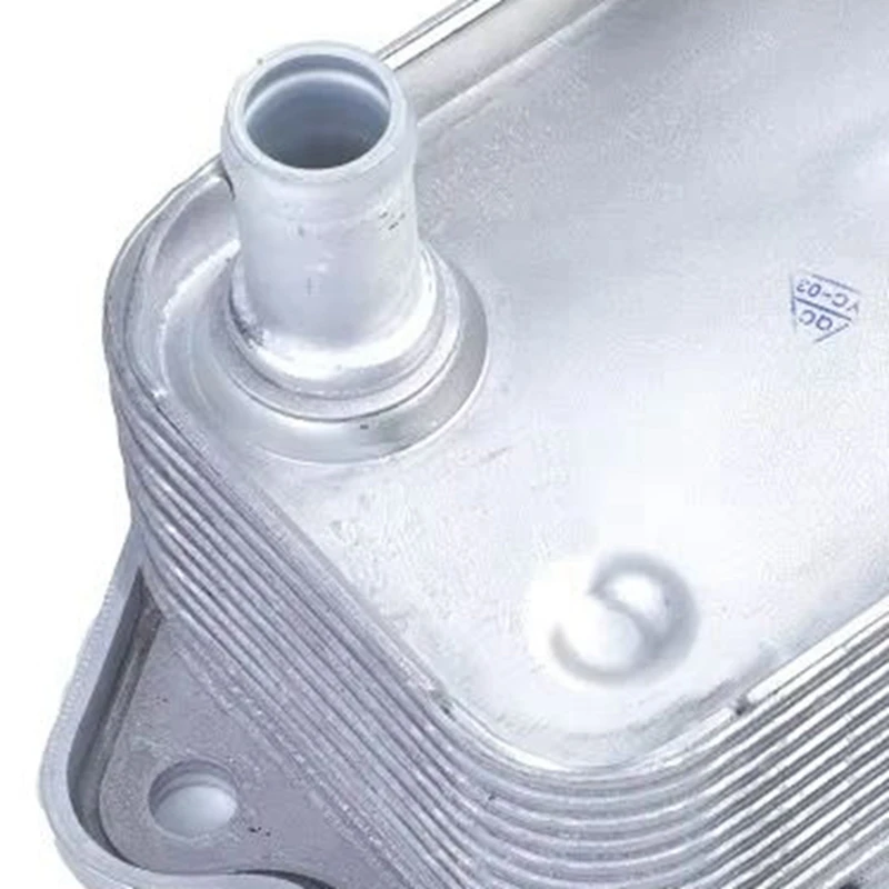 31201909 Engine Oil Cooler 376747181 30774483 6G9N-6A642-BD For Volvo C30 C70 S40 S60 S80 V40 V50  V70