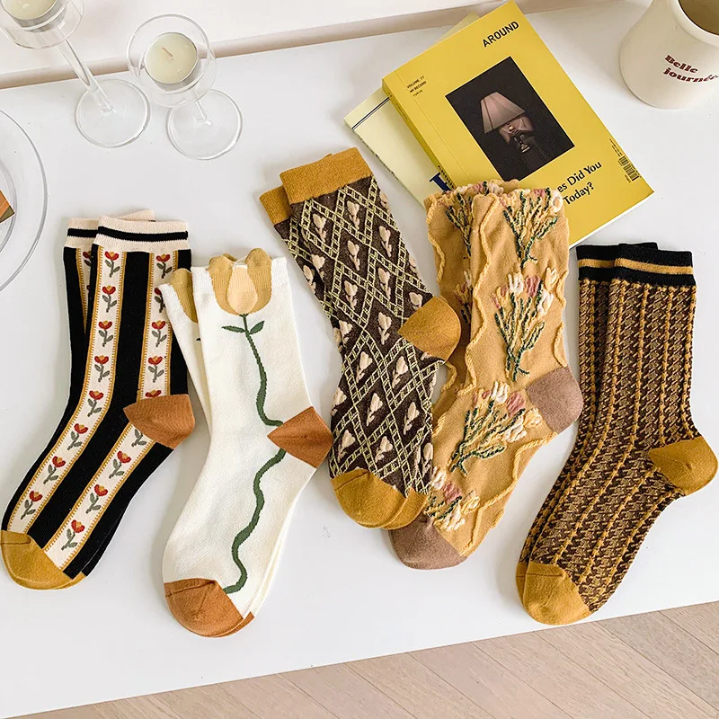 

1 Pairs Women's Retro Long Cotton Socks Spring and Autumn Korean Women All The Trend Tall Socks