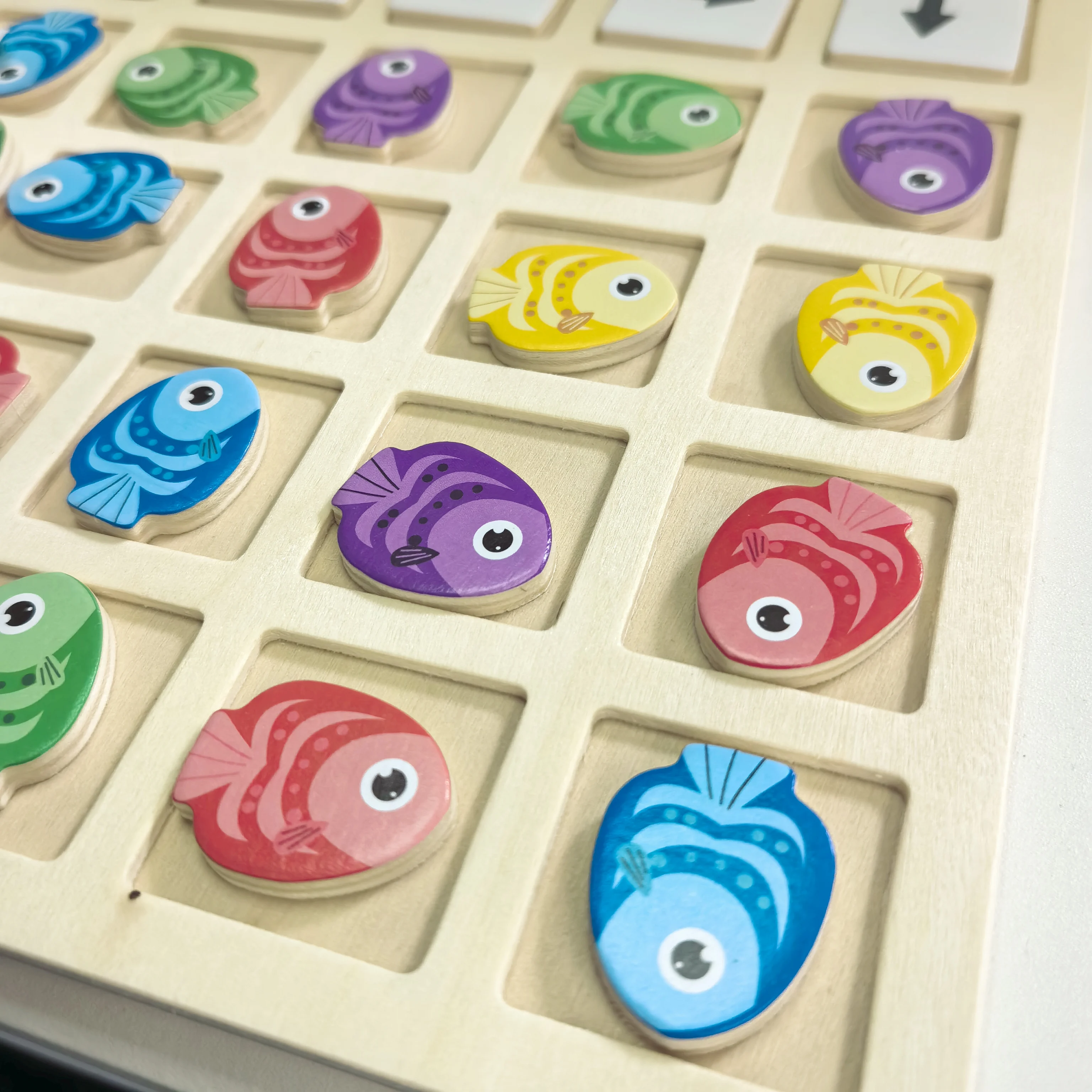 Wooden Montessori Toys Children's Logical Thinking Training Direction Color Cognition Educational Battle Battle Board Game Gifts