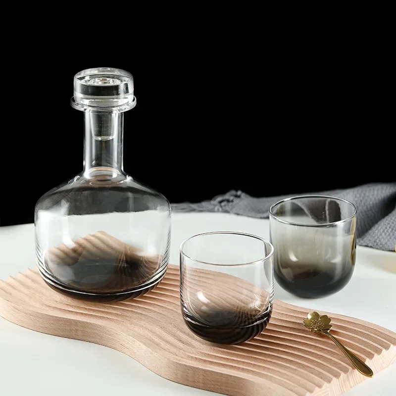 Light luxury artificially blown glass red wine jug whisky decanter