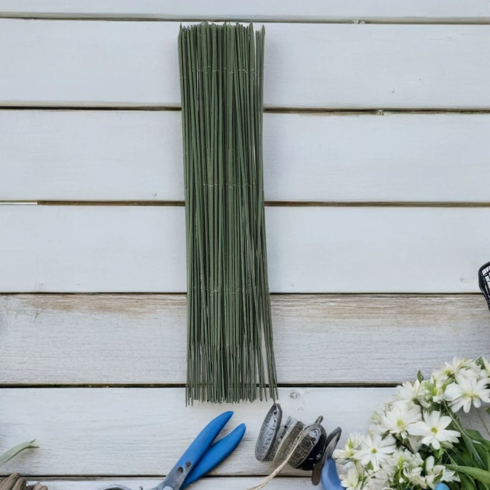 100 قطعة من سلك سيقان الزهور الخضراء طلاء واقعي مادة متينة سهلة الشكل لتزيين العطلات عرض متجر الزفاف