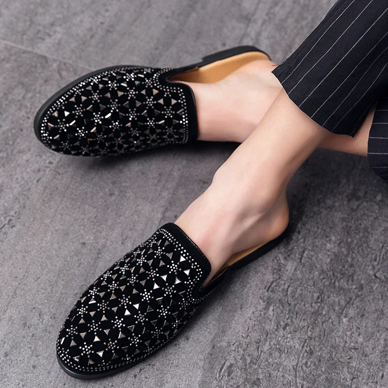 Summer Fashion Leather Slipers Mens Outdoor Flat Glossy Shoes High Quality Sandals Slip-On Casual Party Shoes Mens 2024