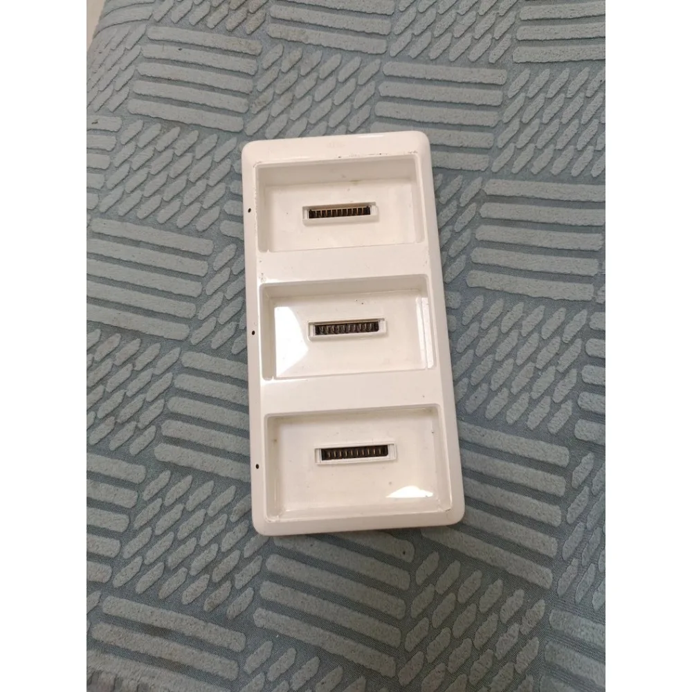

For DJI Battery Charging Hub for Phantom 4 Drone P4 Part 8 Battery Charging Brand New