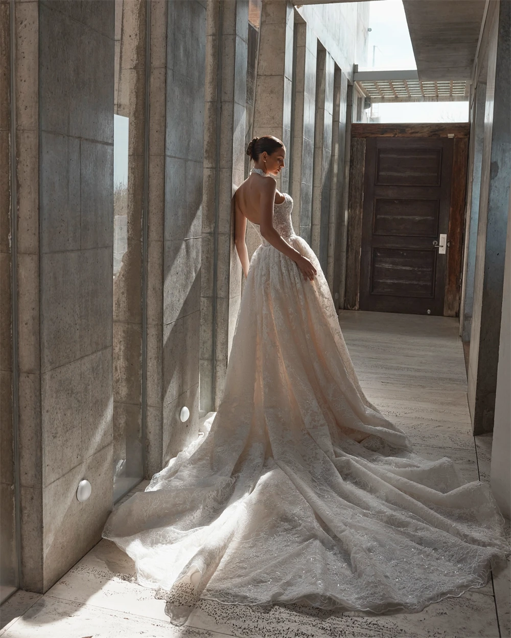 

Customized Elegant Ivory Organza Wedding Dress Boho Sweetheart Sleeveless Robe de mariée Sexy A-Line Chapel Train Bridal Gowns