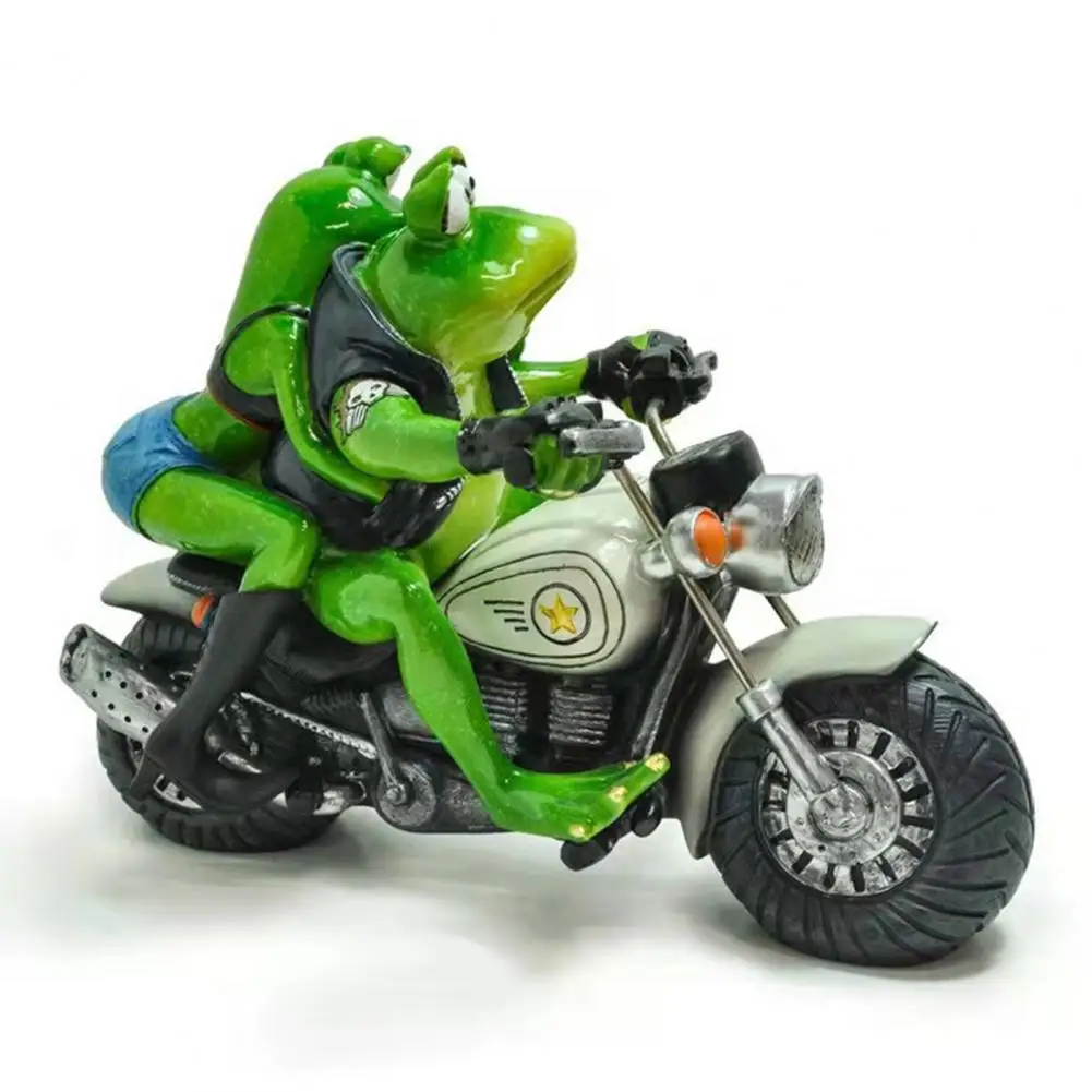 Frog Riding Motorcycle Figurine Motorcyclist Frog Figurine Couple Riding Motorcycle Statue Home Decoration Frog for Indoor