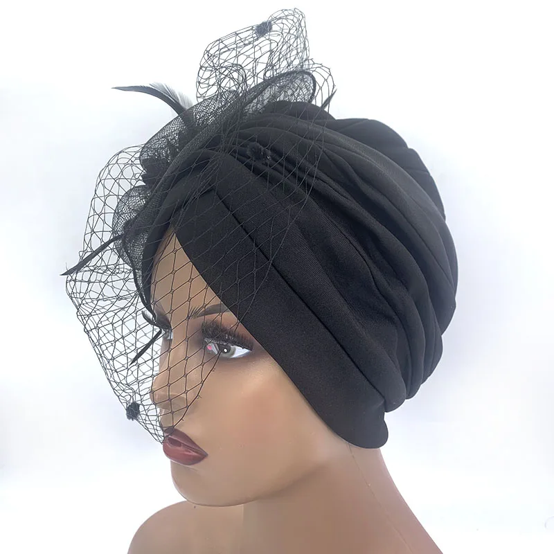 Turbante Retro con plumas y flores para mujer, gorro elegante para fiesta, pañuelo musulmán para la cabeza, gorro para mujer, Turbante para envolver