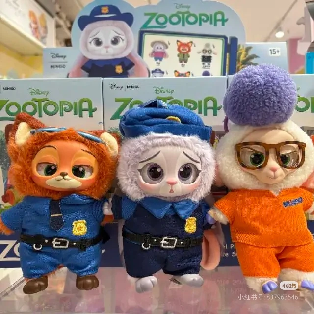 جديد حقيقي ديزني Zootopia الفينيل صندوق أعمى اللعب صندوق مفاجأة الكرتون نيك جودي دمى ظهره المعلقات الحلي الأطفال هدية