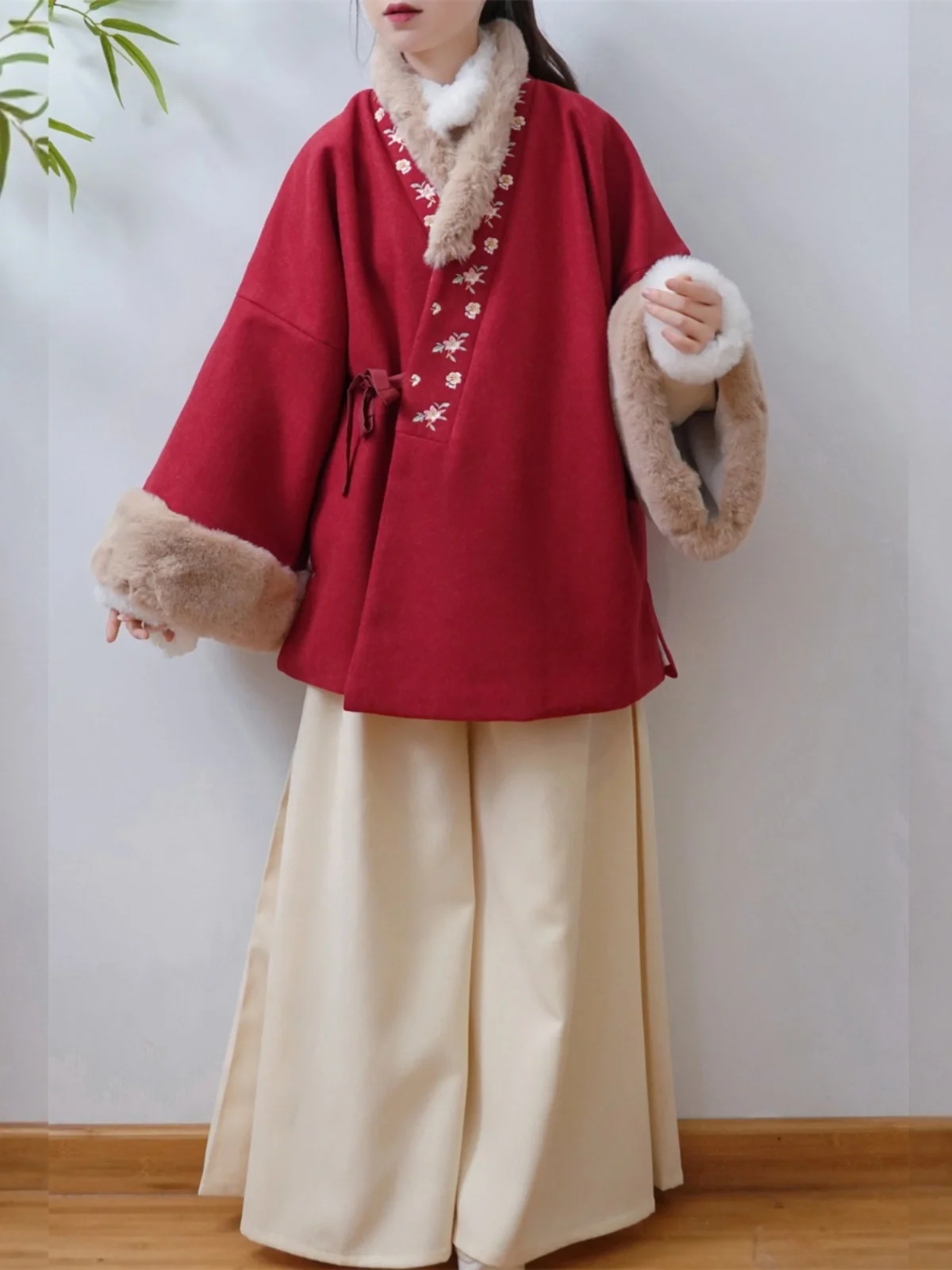 

Утепленный зимний комплект Ханьфу для повседневной носки, короткое пальто в стиле династии Мин, стеганое шерстяное, оригинальная китайская мода для молодых женщин