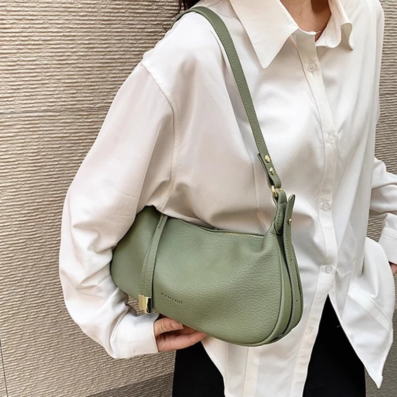 Formeki-Bolso grande y suave para mujer, bolsa de hombro de lujo con borlas, tendencia de moda, 2023