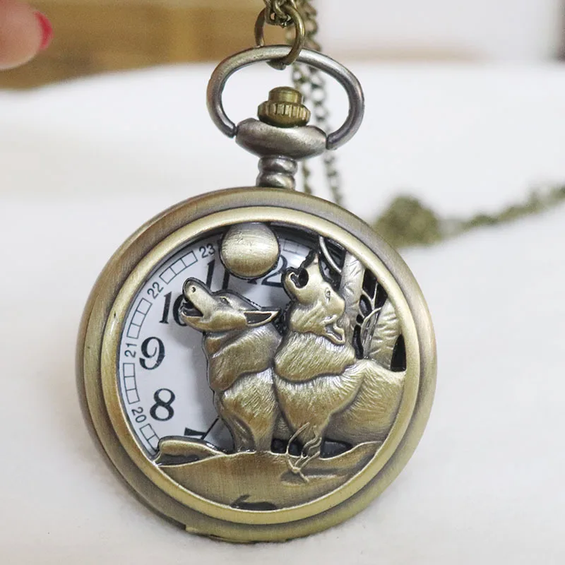 classic Double Wolf Bronze vintage Men Women Antique Model Hollow Retro Wolf pocket Watch