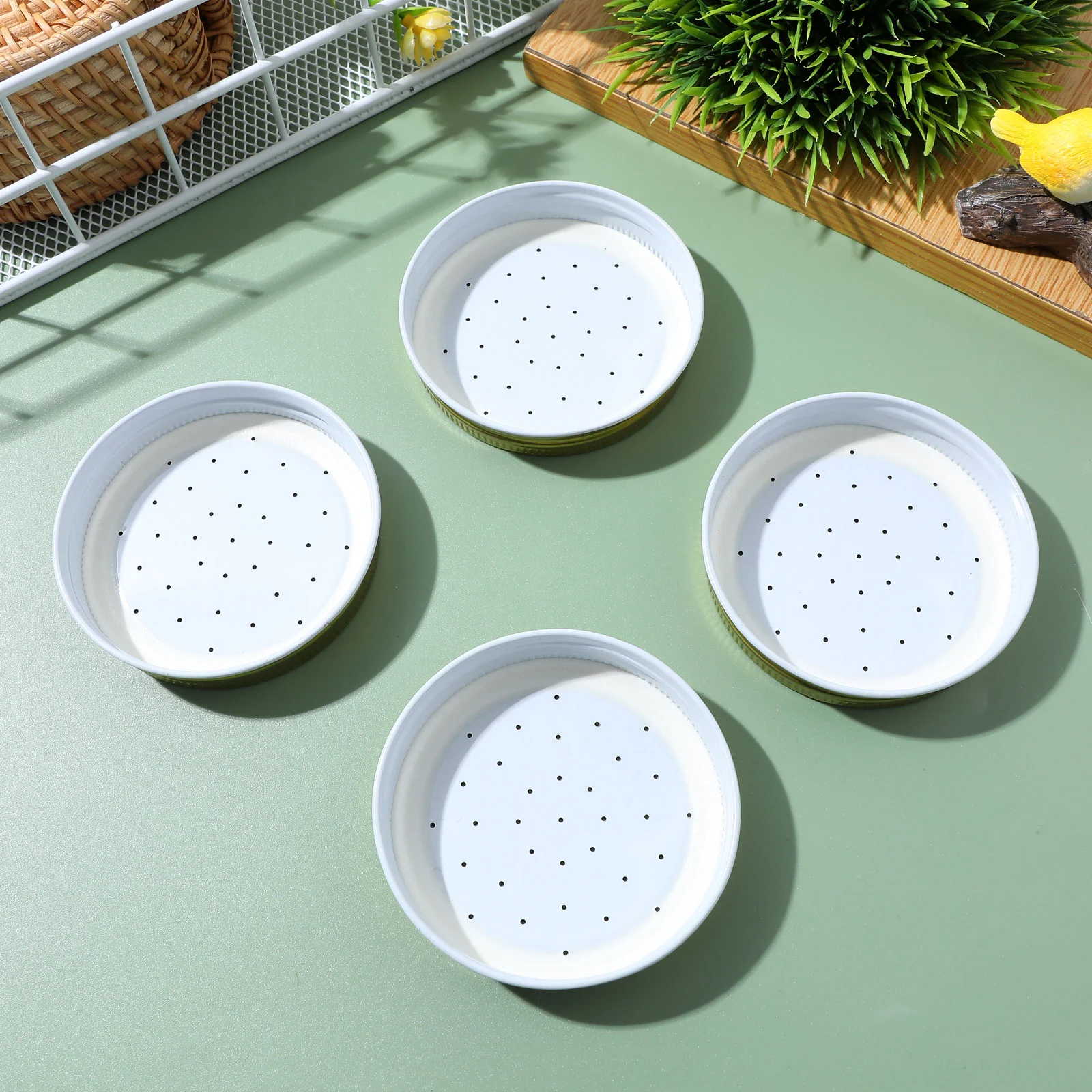 4 Pcs Bee Waterer Can Lids Beekeeping Tools Beehive Dispenser Device Equipment Feeder Bottle Metal Drinking Bees Small for