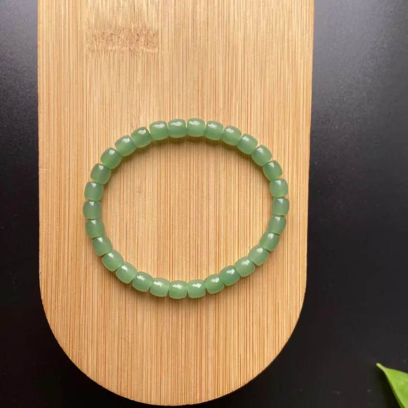 

Hetian Jade Plain Jasper Old Material Светло-зеленый браслет с одним кругом в женском стиле