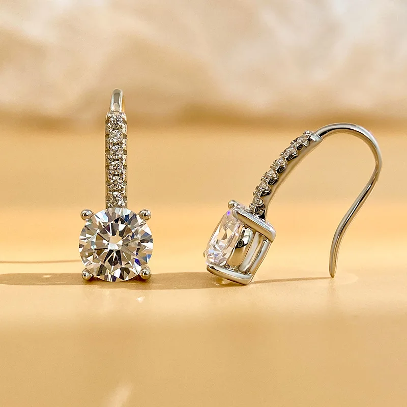 

D-color S925 sterling silver moissanite women's earrings, a light luxury and high-end fashion jewelry with GRA certificate