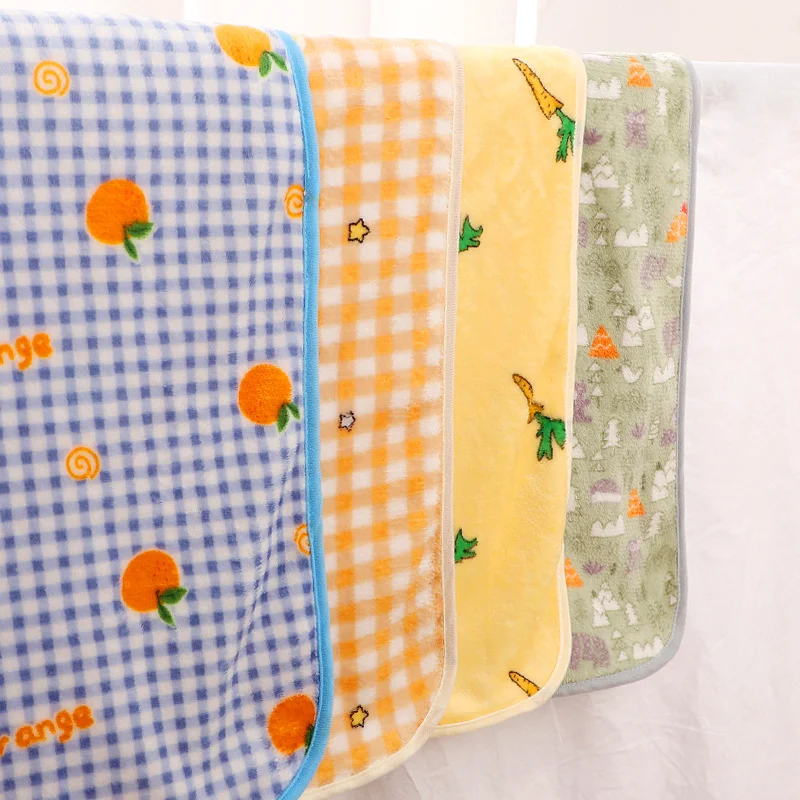 Dog sleeping small quilt, summer, autumn, and winter pet-specific warm blanket view 2