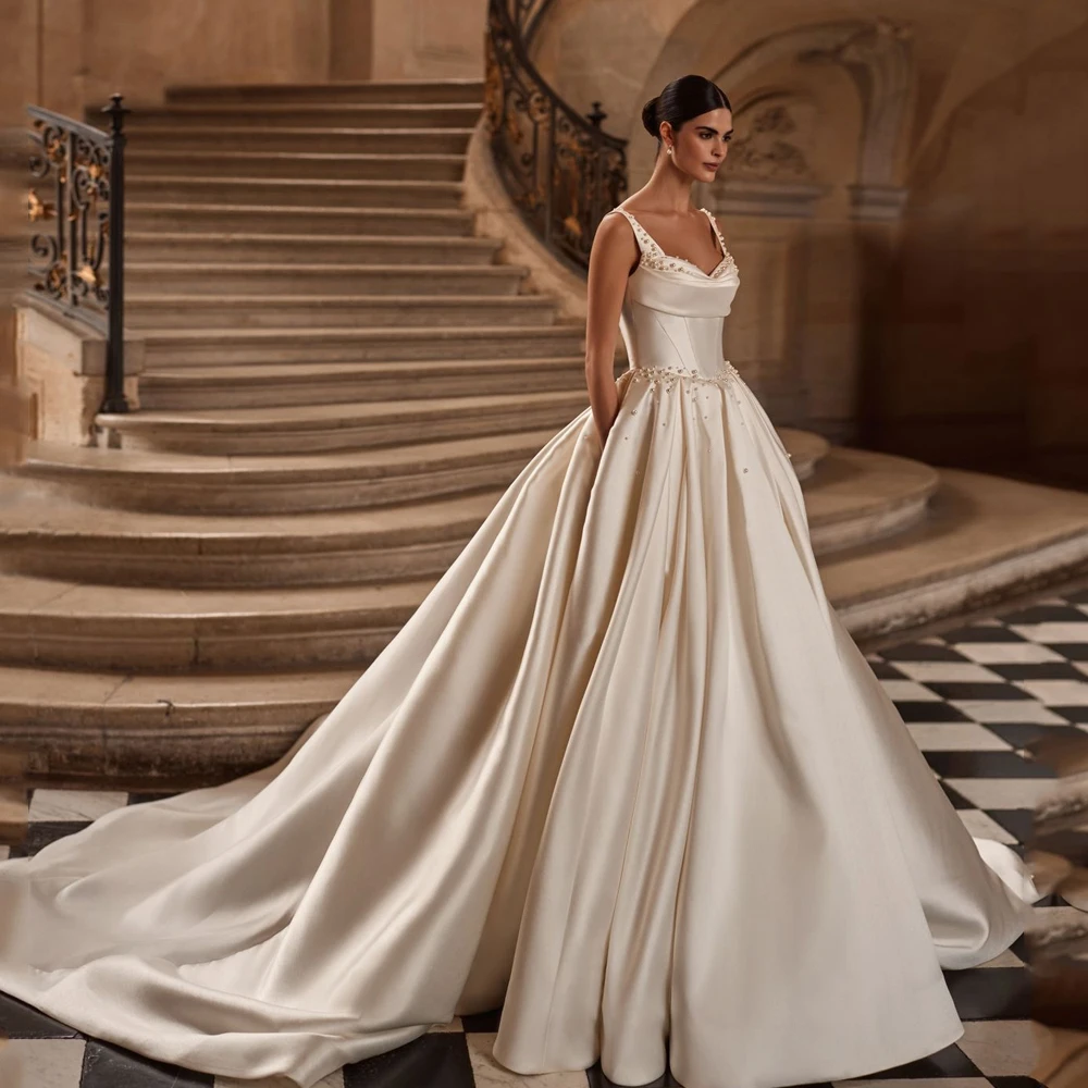

Vintage Satin Beaded Wedding Dresses Spaghetti Straps A-Line Sweetheart Bridal Gown Backless Princess Bride Gown Customized