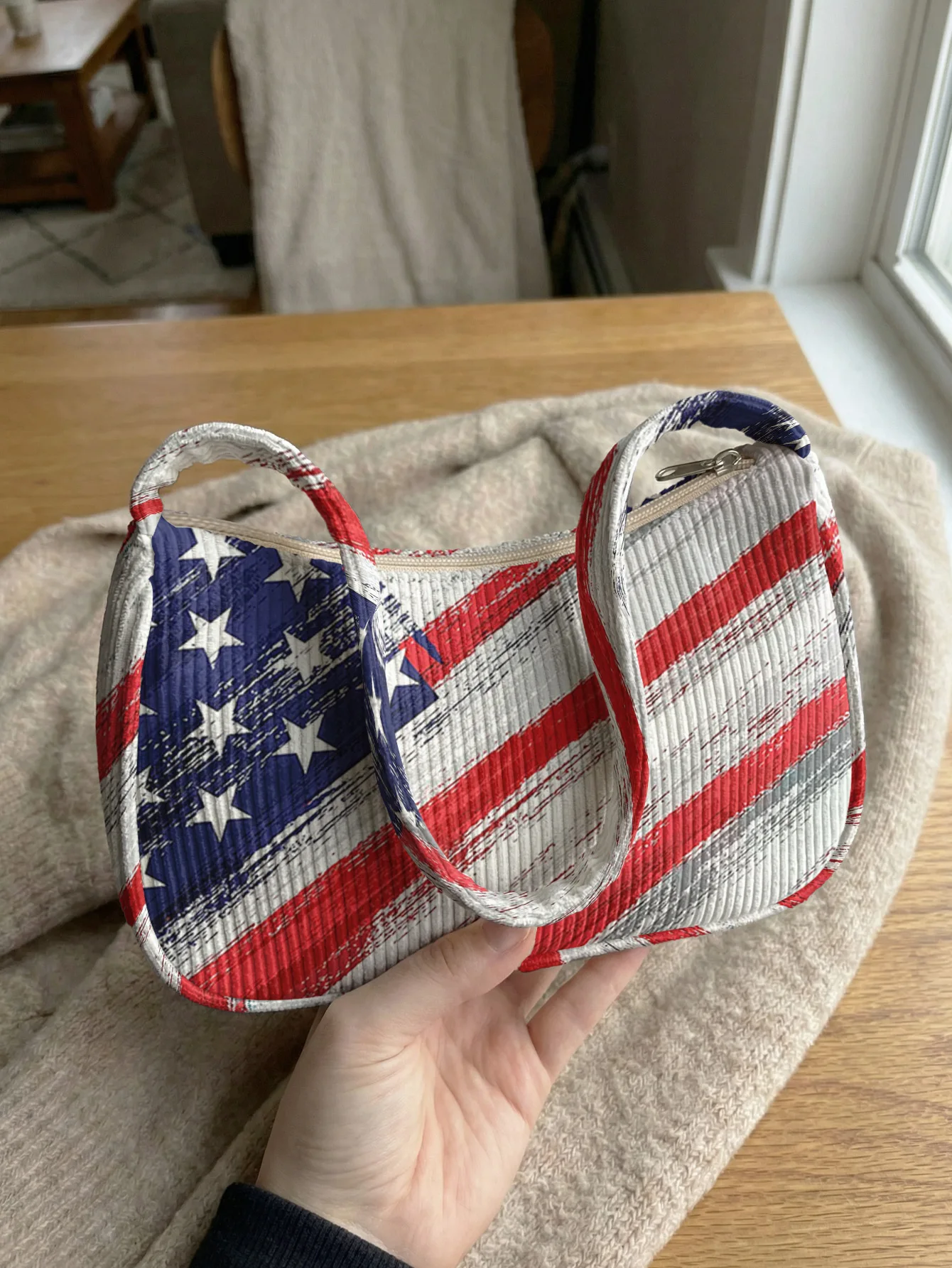 Fashionable flag printed shoulder bag, everyday casual corduroy underarm bag