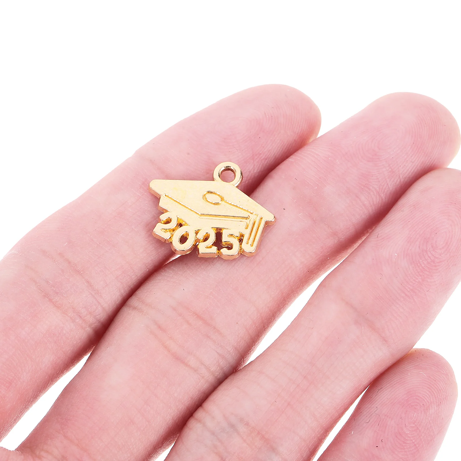 

100pcs Graduation Cap Pendant Class Of 2025 Alloy Diy Charms For Bracelets Keychains Jewelry Making Craft Accessories Grad Cap