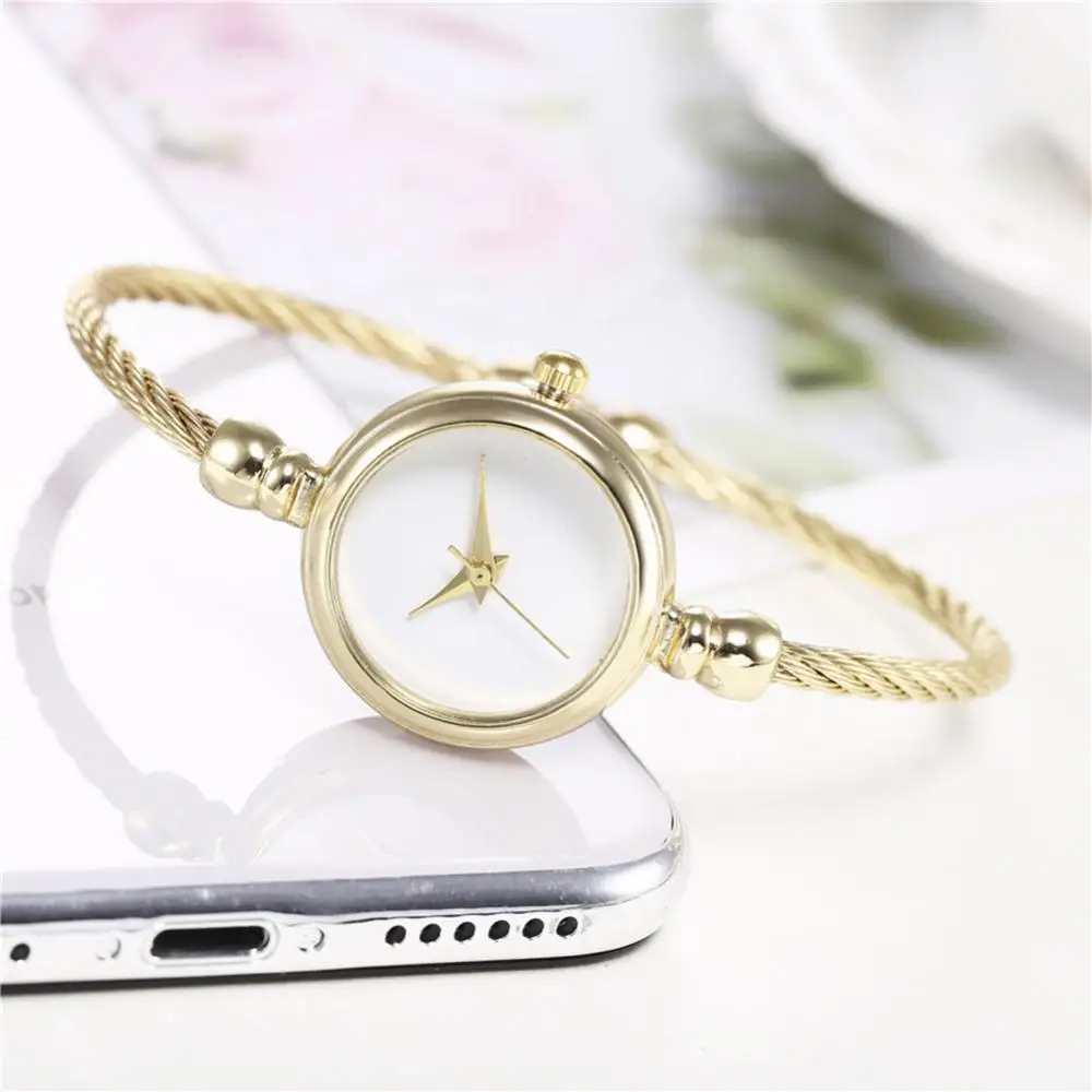 Fashion Women No Scale Round Dial Alloy Wire Band Bangle Quartz Wrist Watch New