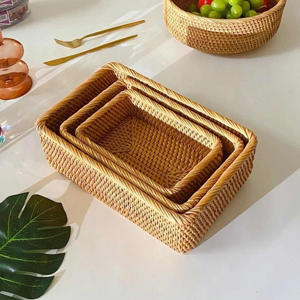 Hand-woven Round Artificial Rattan Wicker Basket Handmade Rattan Basket Household Food Cosmetic Storage Box for Cake Snack Drink