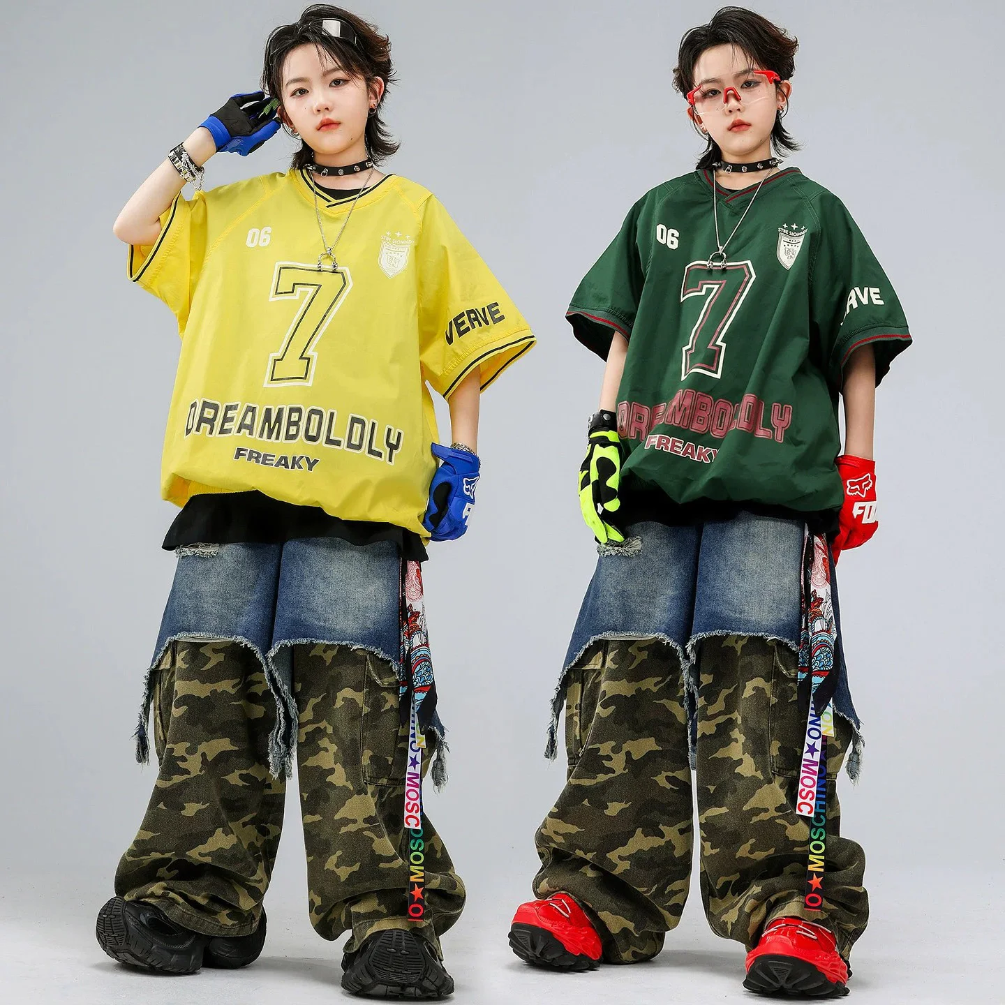 

Детская уличная одежда в стиле хип-хоп: футболка с коротким рукавом для мальчиков и девочек, джинсовые брюки, комплекты с широкими штанинами, сценические костюмы