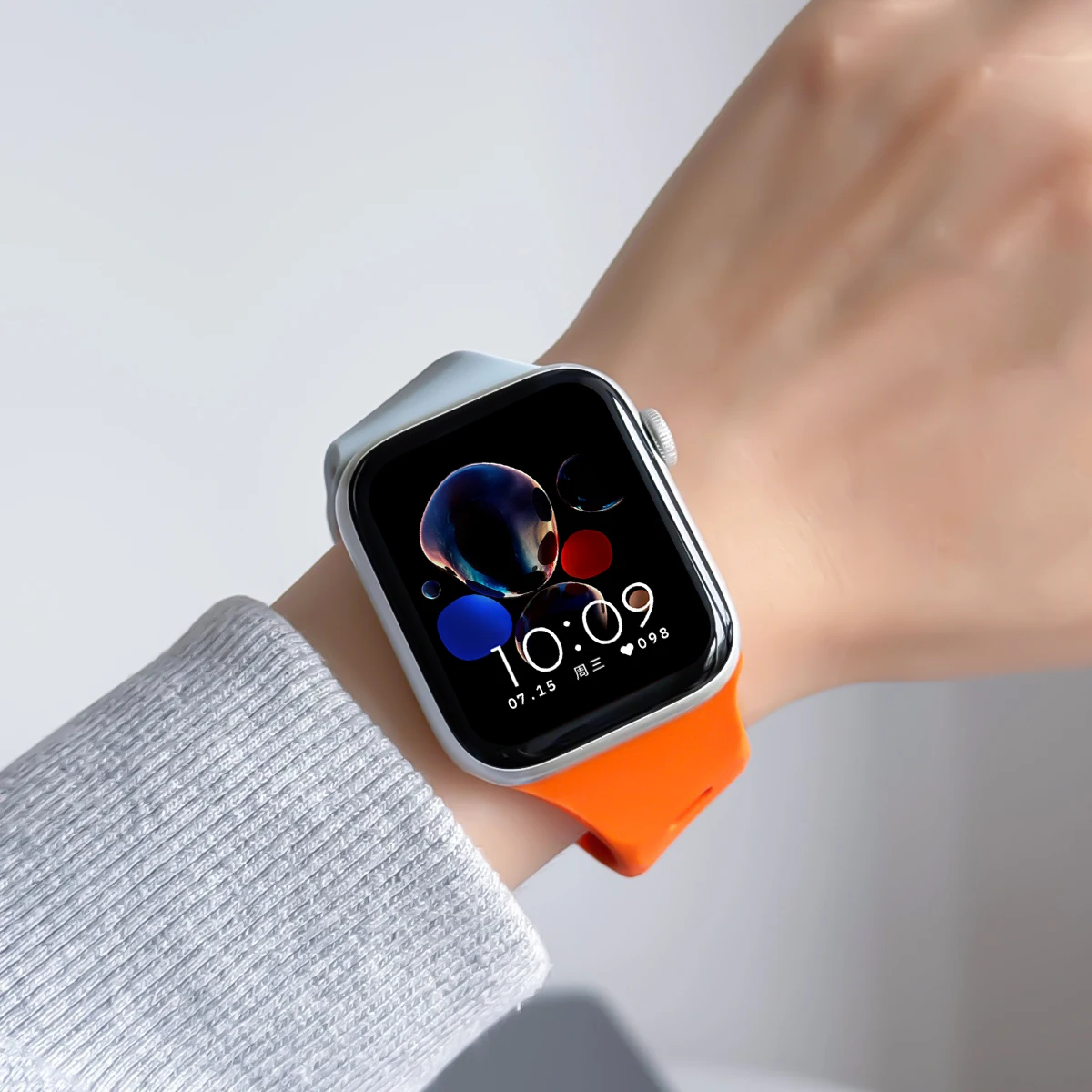 Silicone Sport Band for Apple Watch Ultra 3/2 49mm 42 44 38 40 41mm Two Tone Adjustable Strap for Iwatch S11 10 9 8 7 6 SE3 Belt