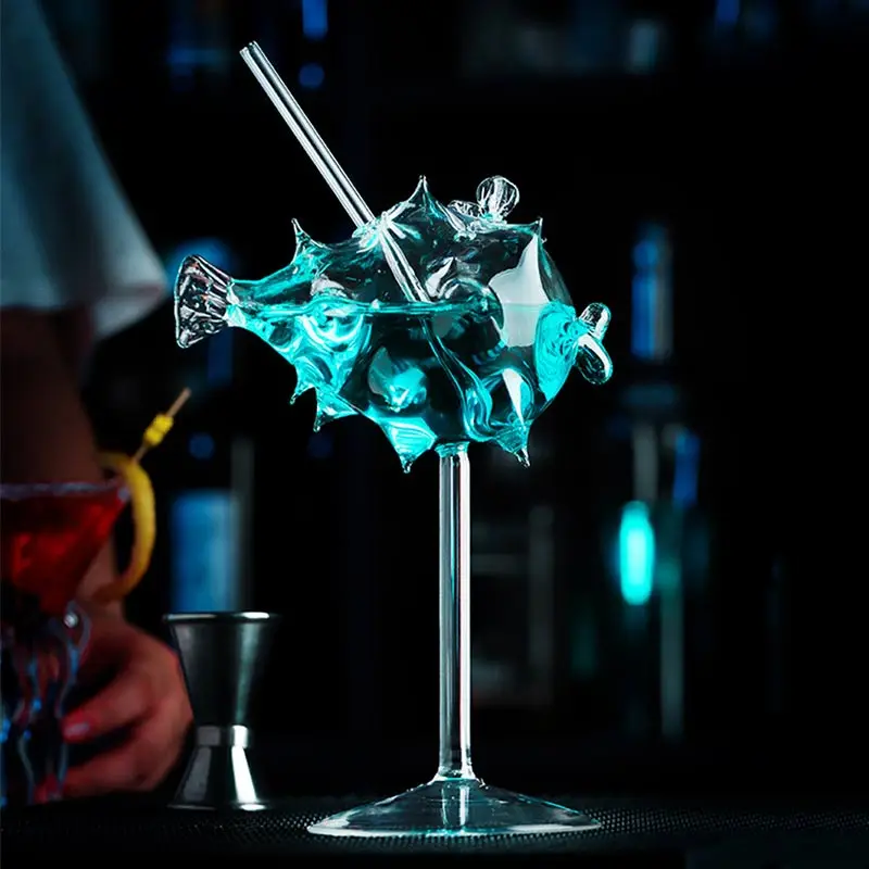 1/2 Stück Kugelfisch-Cocktailglas-Becher, Gläser mit Strohhalm, molekularer Rauch, Weinglas, Dornfisch-förmiger Becher