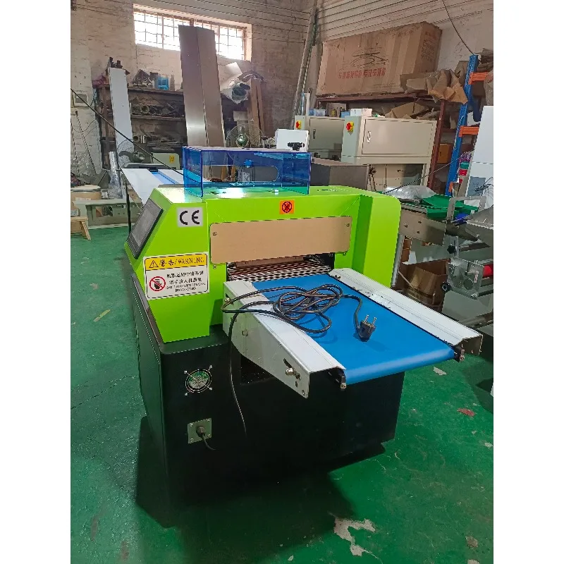 Automatic 3servo Soap Frozen Vegetable Chocolate Candy Wrap Charcoal Briquette Toast Pouch Packaging Equipment Machine